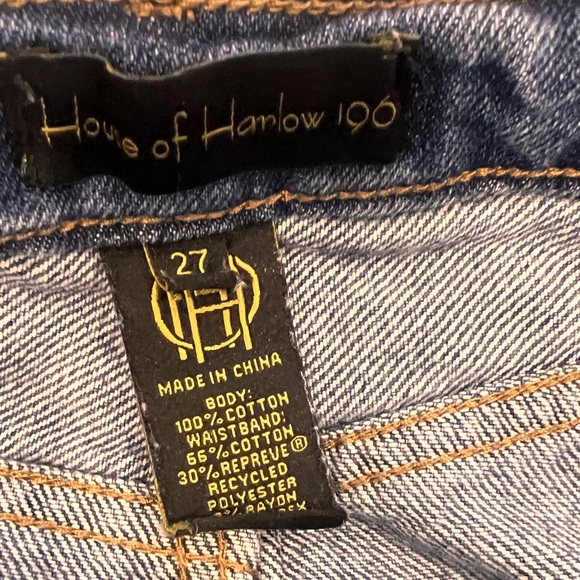 HOUSE OF HARLOW | jean shorts size 27 - Picture 2 of 3